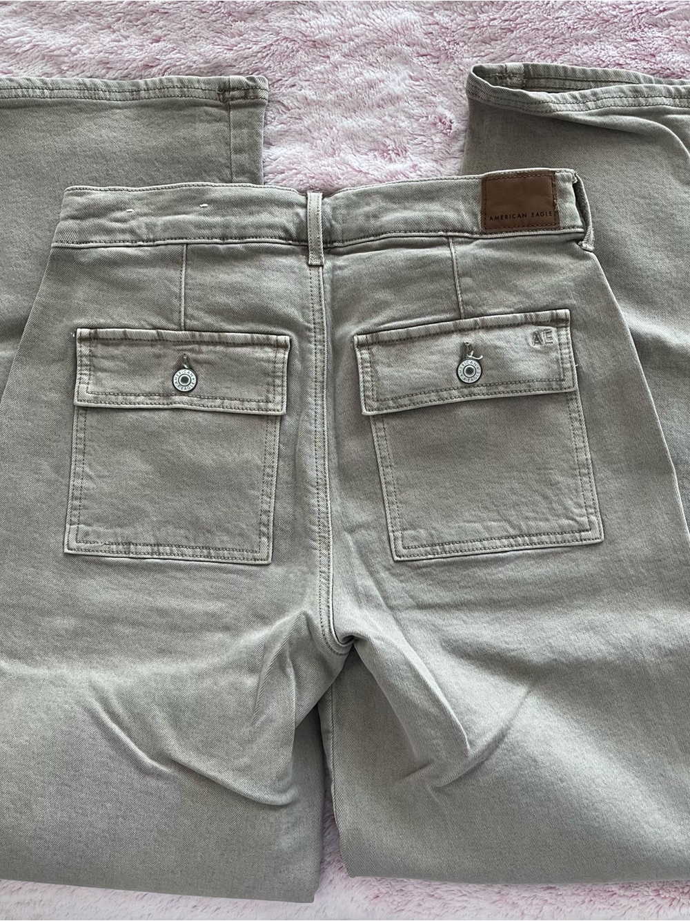 American Eagle Outfitters Beige Utility Jeans - Picture 4 of 4